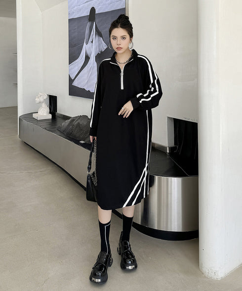 Line Zip Dress